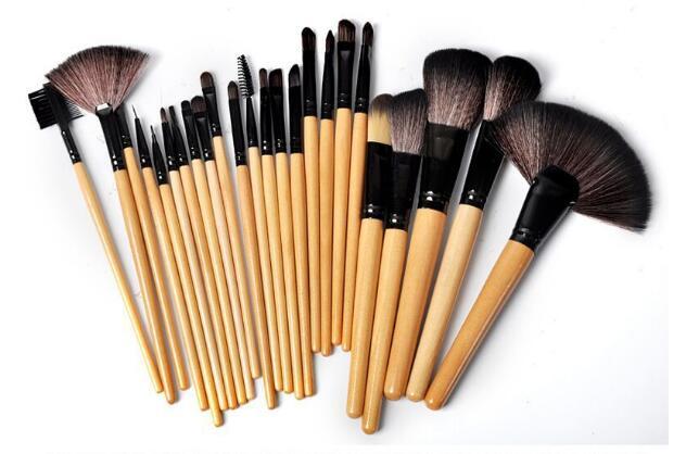 Gift Bag – 24 Pcs Professional Makeup Brush Set